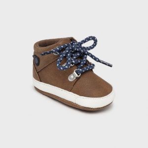 BOTA DEPORTIVA CARAMELO MAYORAL